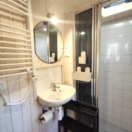 Lubiana180 Scandi Wsrod Drzew Jacuzzi Sauna Kominek I Taras Na Dachu Jezioro Kaszuby Pieski Tylko Do 10kg Za Dodatkowa Oplata * Grzybowo (Pomerania)