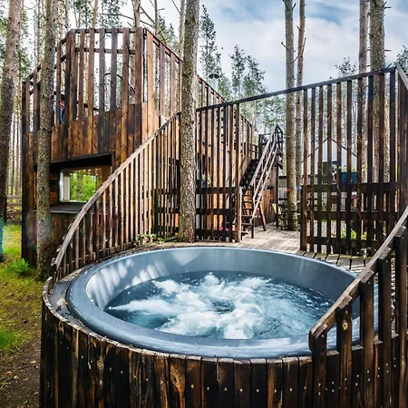 Ferienhaus Lubiana180 Scandi Wsrod Drzew Jacuzzi Sauna Kominek I Taras Na Dachu Jezioro Kaszuby Pieski Tylko Do 10kg Za Dodatkowa Oplata *