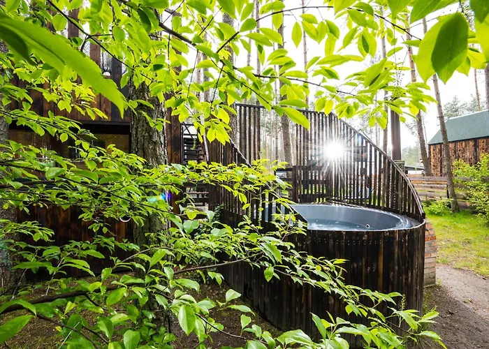 Lubiana180 Scandi Wsrod Drzew Jacuzzi Sauna Kominek I Taras Na Dachu Jezioro Kaszuby Pieski Tylko Do 10kg Za Dodatkowa Oplata Semesterbostad