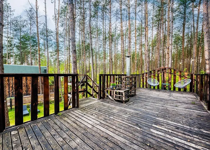 Semesterbostad Lubiana180 Scandi Wsrod Drzew Jacuzzi Sauna Kominek I Taras Na Dachu Jezioro Kaszuby Pieski Tylko Do 10kg Za Dodatkowa Oplata *